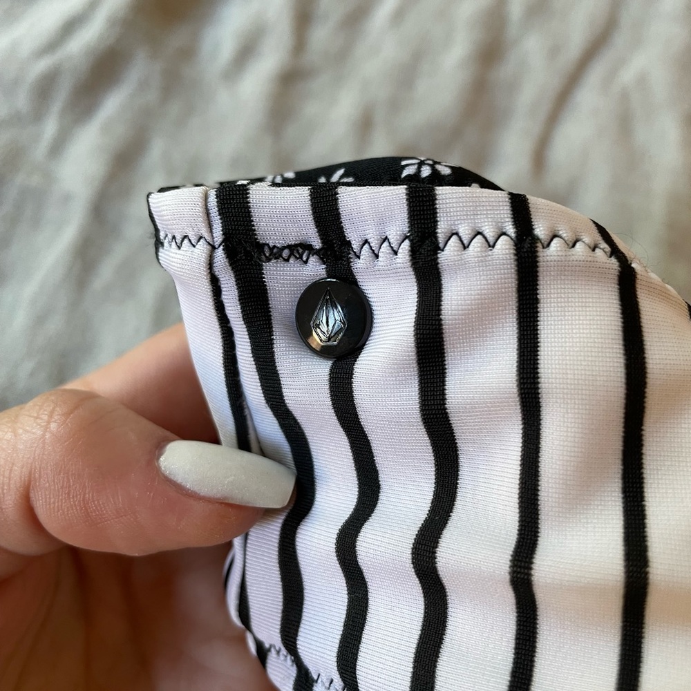 volcom reversible cheeky bikini bottoms